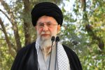 اولین واکنش رهبری به مسمومیت دختران در مدارس