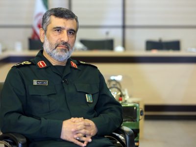 سردار حاجی زاده: همه مکاتبات آمریکا با ایران به زبان تمنا و خواهش است