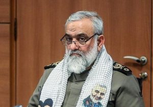 آمریکا و صهیونیستها روی هیتلر را سفید کردهاند