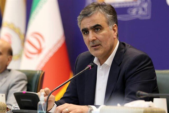 فعلا امکان تک نرخی کردن ارز وجود ندارد/ فاصله بین نرخ های ارز باید به حداقل برسد