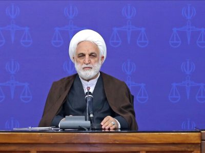 مشارکت مردم در انتخابات در خنثی کردن توطئه‌های دشمنان بسیار موثر است