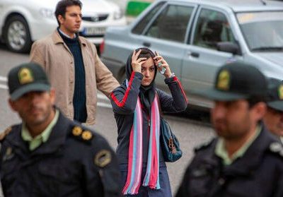 نیروی انتظامی اجازه بازداشت افراد بی حجاب را ندارد