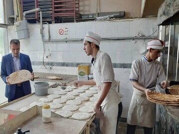 نان در ۱۰ استان گران شد