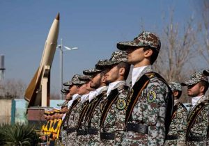 پدافند هوایی ارتش با تجهیزات به‌روز از کشور حراست می‌کند