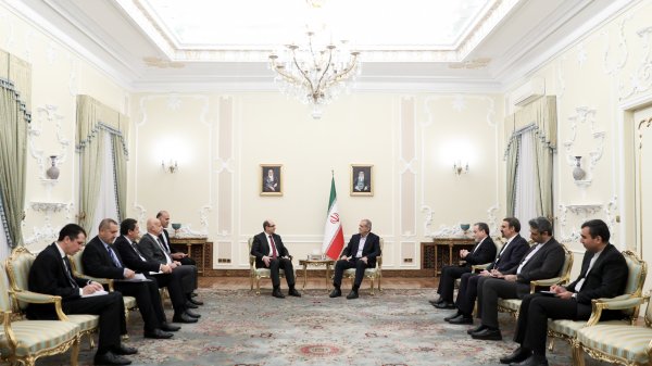 پزشکیان: ایران از حمایت دوستان خود دست بر نخواهد داشت پزشکیان: ایران از حمایت دوستان خود دست بر نخواهد داشت