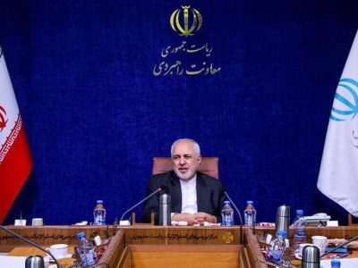 برخی می‌خواهند آمریکا بیاید ما را نجات دهد