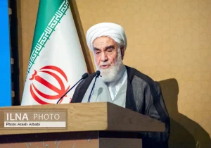 کسانی که در بیت‌المال شنا می‌کنند باید جوابگوی مردم باشند