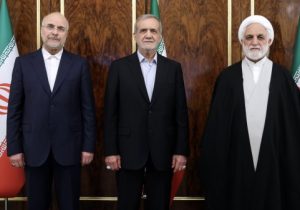 همدلی و عزم قوای سه‌گانه و بسیج همه ظرفیت‌ها و امکانات در راستای تحقق شعار سال