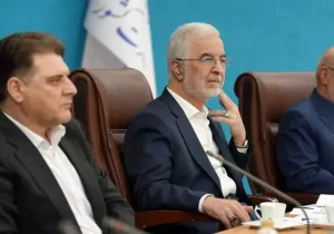 تلاش ما این است که جامعه دچار دو قطبی نشود
