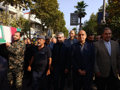 خانواده شهید صدیقی صابر نماد عزت ملت ایران هستند