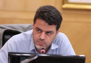 تا بحران به پایتخت کشیده نشود تلاشی برای حل بحران ها انجام نمی شود