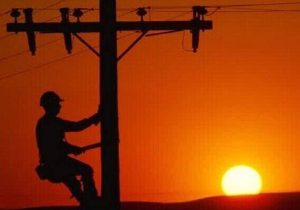 توانیر: قطعی برق همچنان ادامه دارد