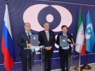 امضاء موافقتنامه ساخت ۴ نیروگاه اتمی در ایران