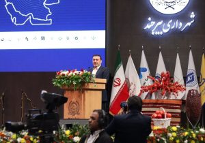 توسعه تجارت استانها با ۱۵ کشور همسایه دنبال میشود