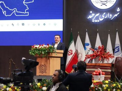 توسعه تجارت استان‌ها با ۱۵ کشور همسایه دنبال می‌شود
