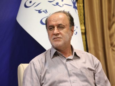با ۸ میلیارد دلار میتوان هر روز مرغ و گوشت بین همه مردم توزیع کرد