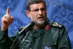 صدها موشک کروز در زیر دریا آماده شلیک داریم
