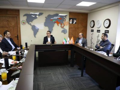 راهی جز نگاه بهرهورانه در شرایط محدودیت منابع نداریم