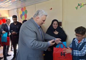 حضور در کنار فرزندان ایران